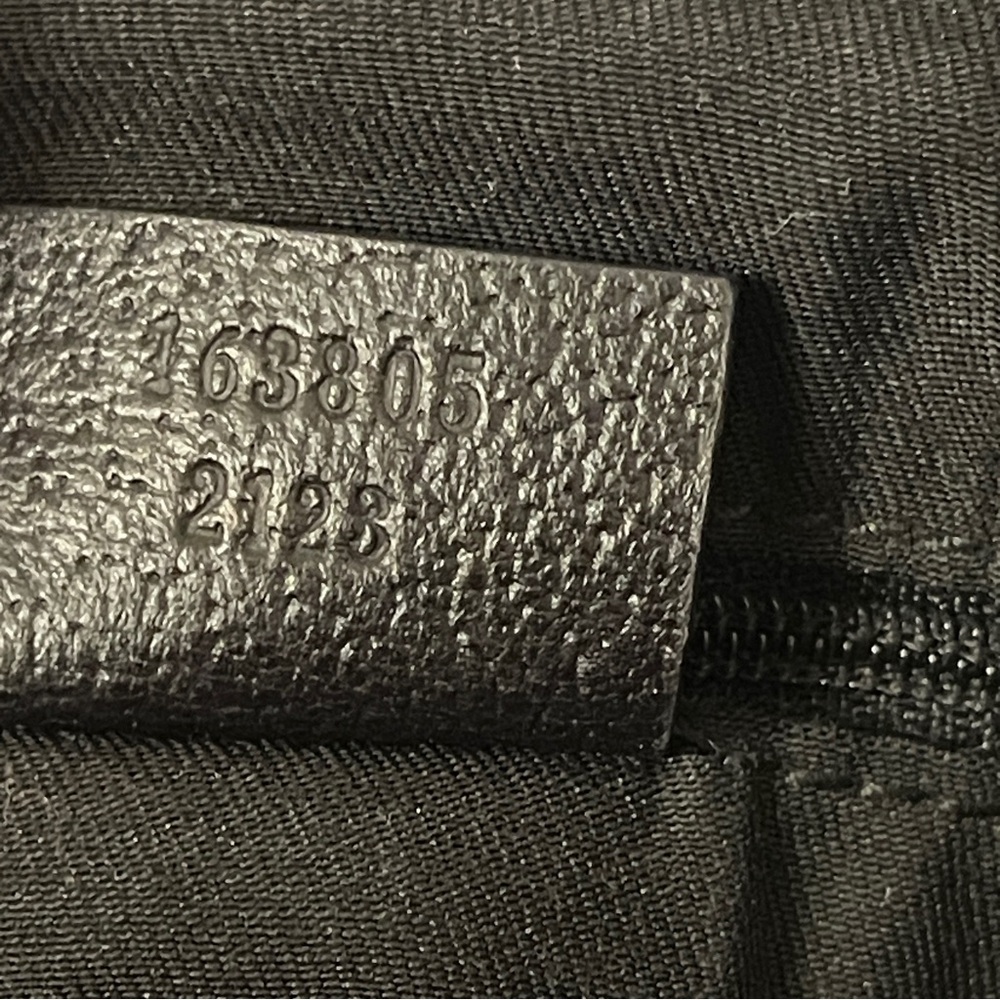 Gucci Black Elegant Tote Bag Authentic - Picture 7 of 16